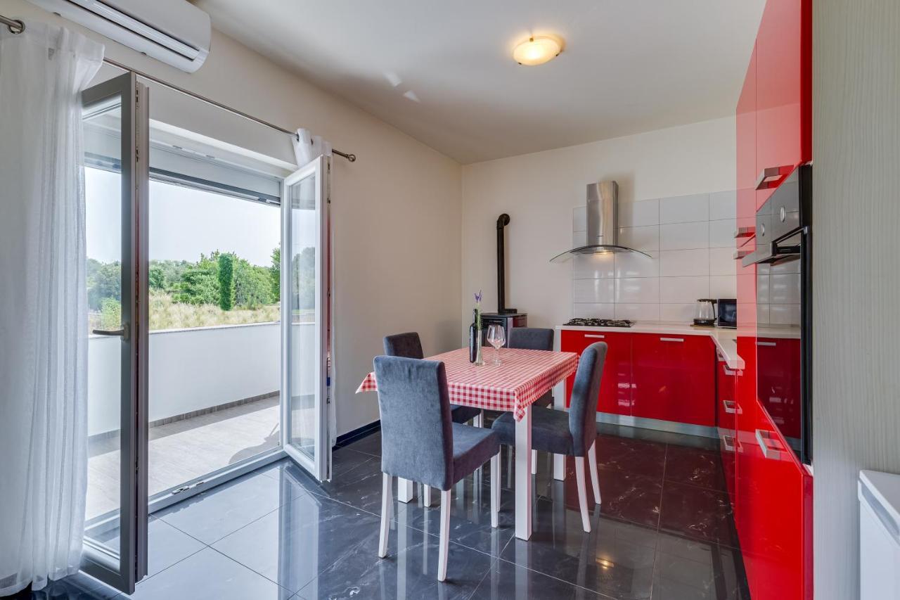 פטרצ'אנה Apartment A & J מראה חיצוני תמונה